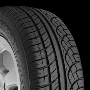 GT RADIAL Champiro Bax