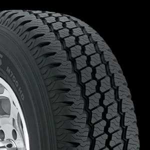 BRIDGESTONE Duravis M700 HD