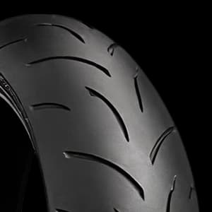 BRIDGESTONE Battlax BT-015